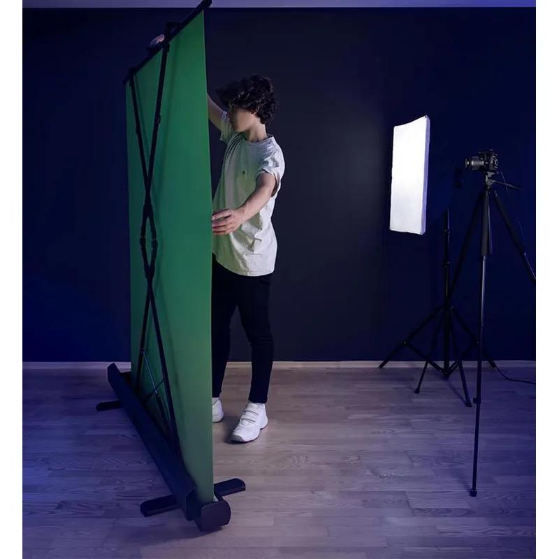 Background: The Elgato Green Screen